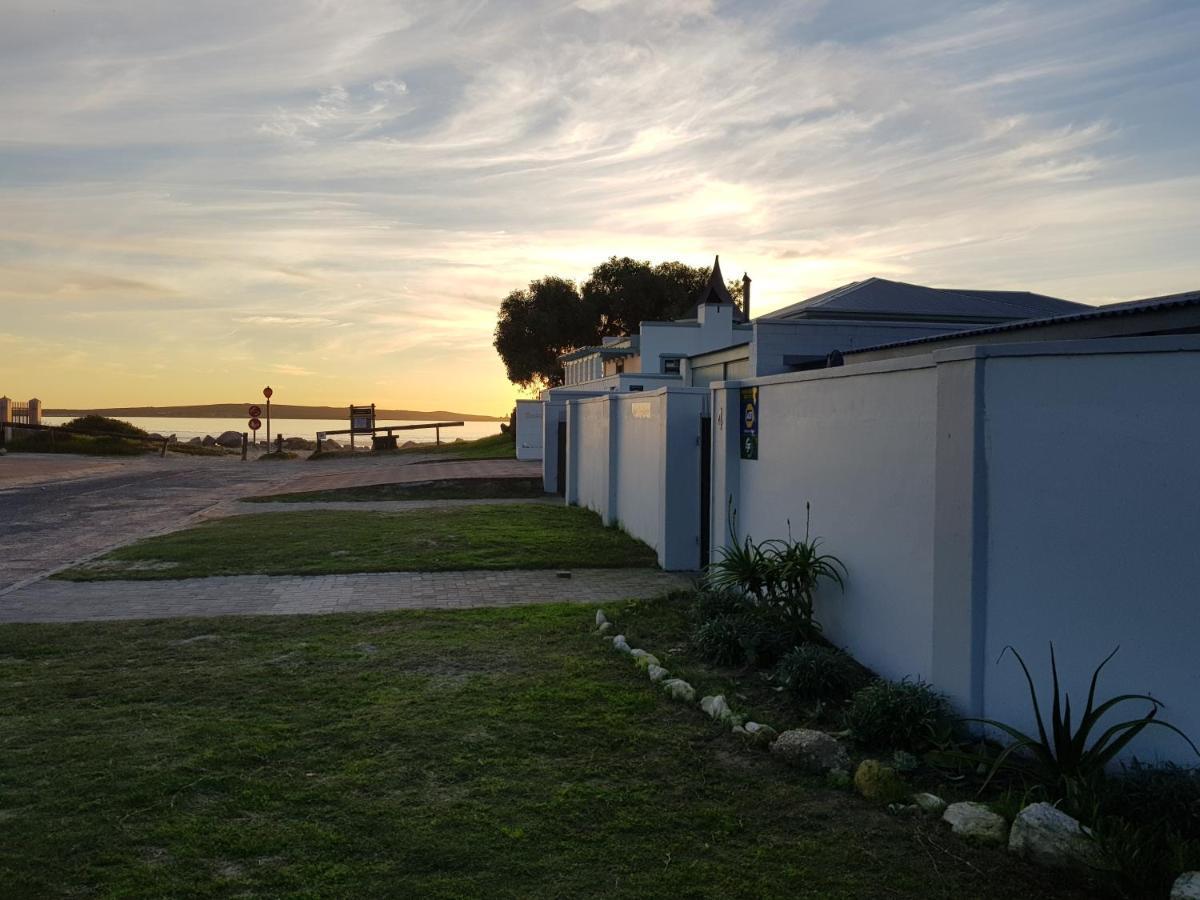 Atlantic Beach Cottage Langebaan Exterior photo